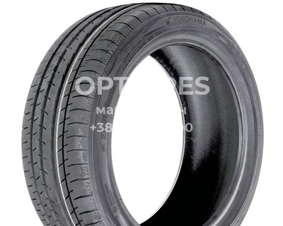 215/55R17 Yokohama BluEarth-GT AE51 94V Легковая шина