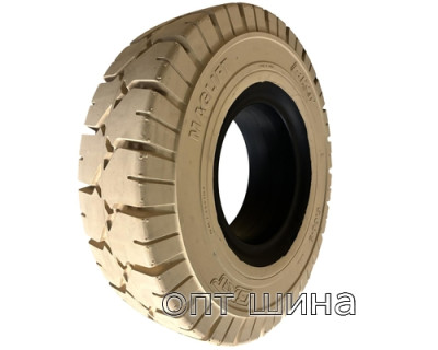 4/8R3 BKT MAGLIFT STD NON MARKING 106/97A5/A5 Індустріальна шина